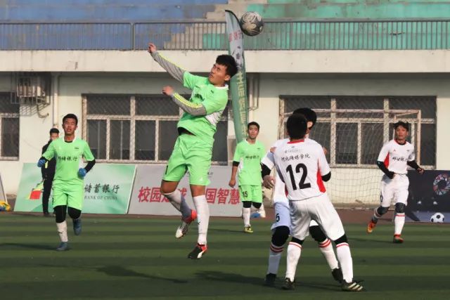 福克斯31分国王终结魔术5连胜 尼克斯力克篮网